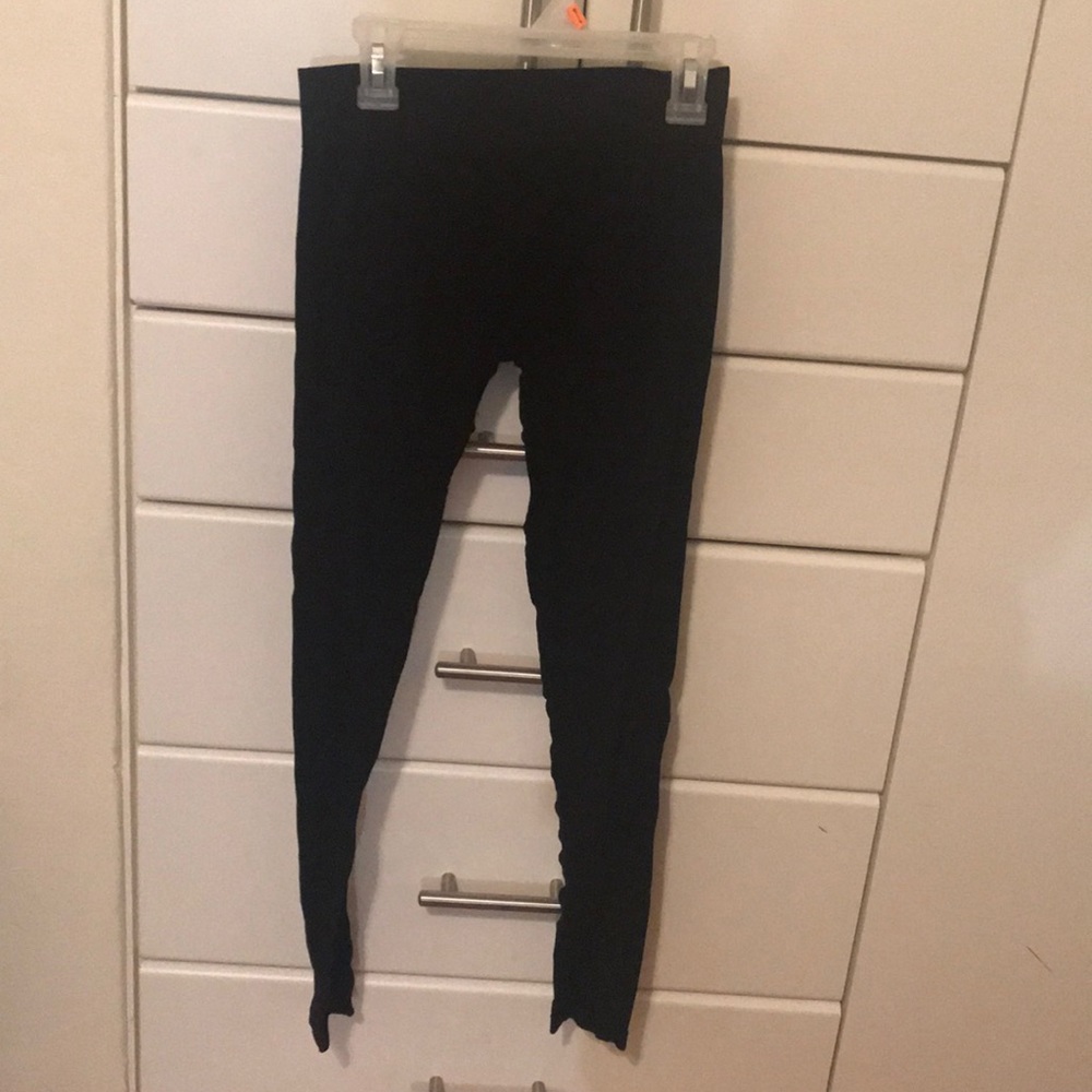 black leggings